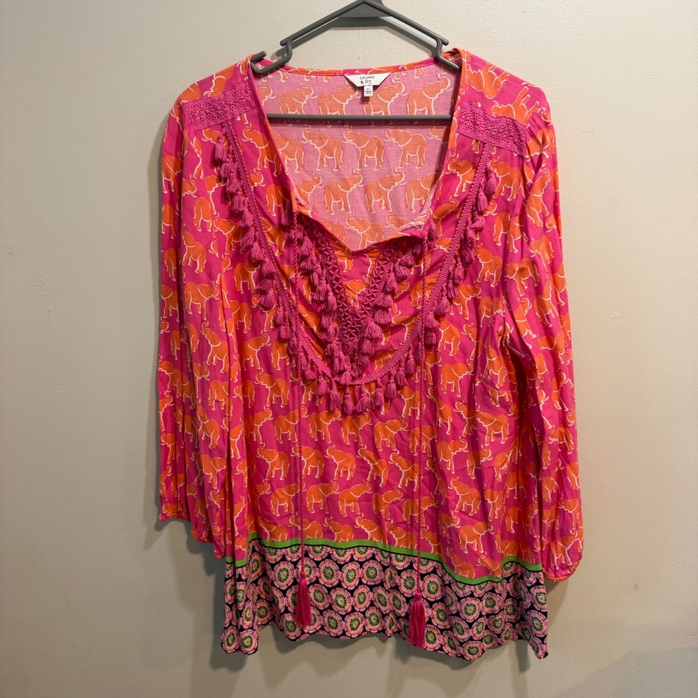 Crown & Ivy Womens XL Pink‎ Orange Elephant Print Tassel V-Neck Tunic Top